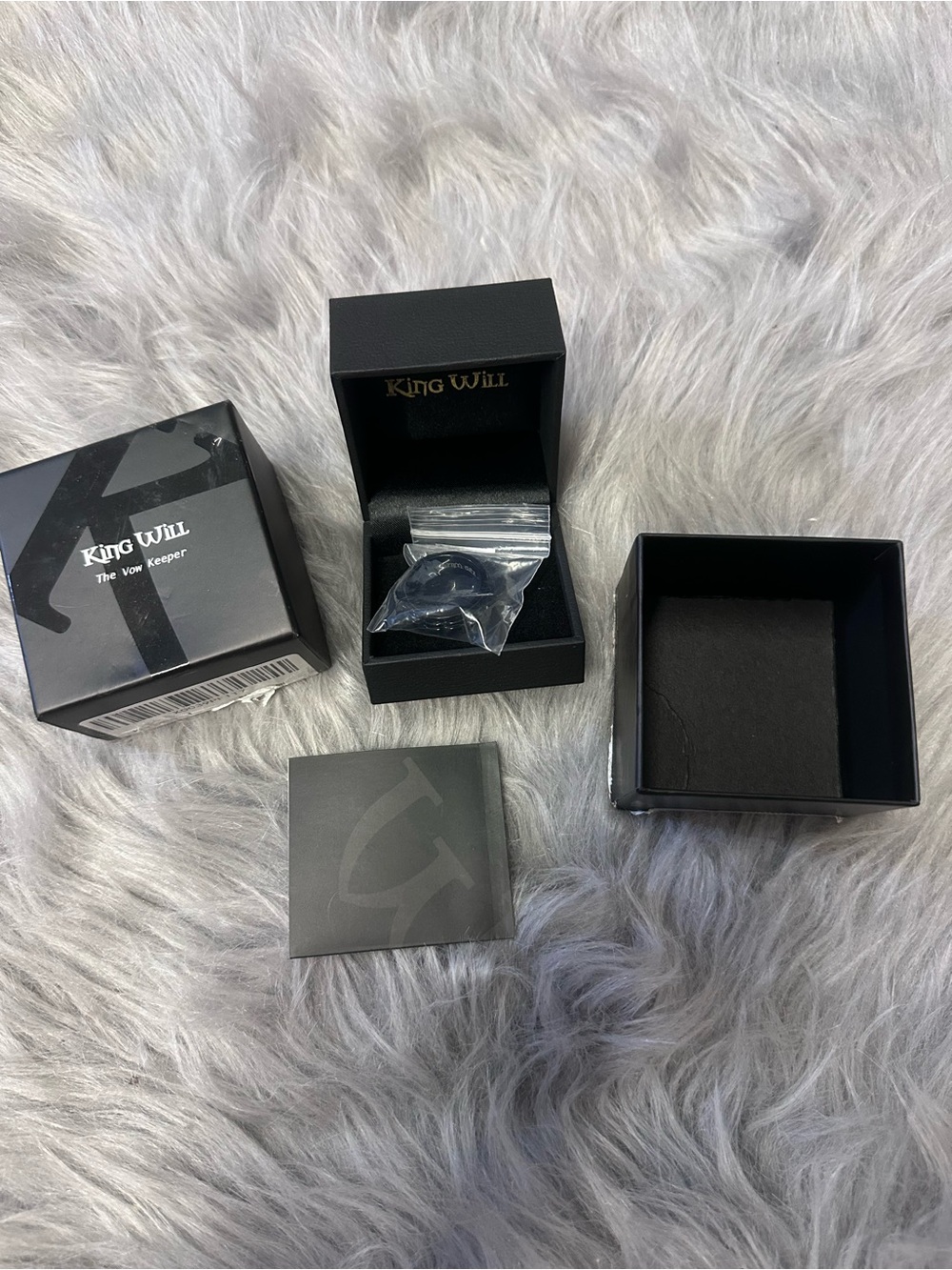 Black Ring Box Set King Will size 10.5